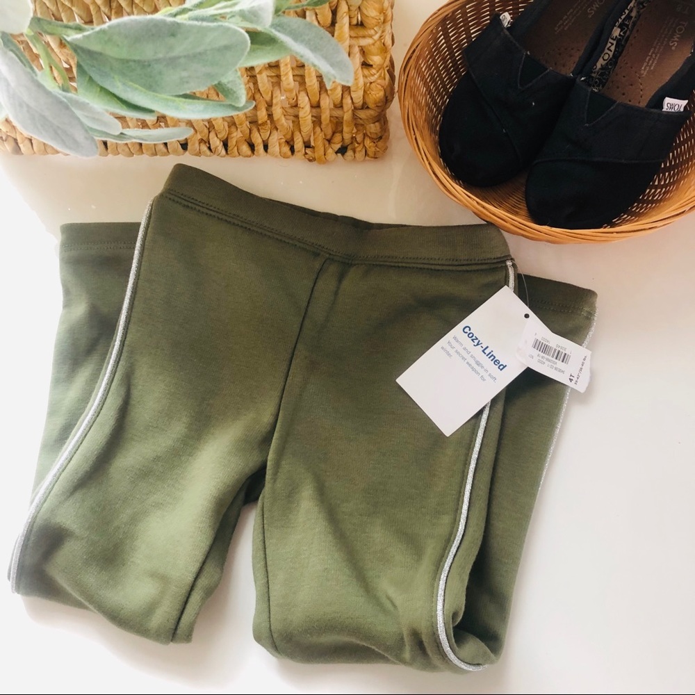 2 for $10. Toddler Old Navy fleece lined joggers